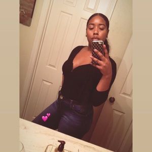 Express Long sleeve zipper front top